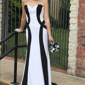 Beautiful prom long dress